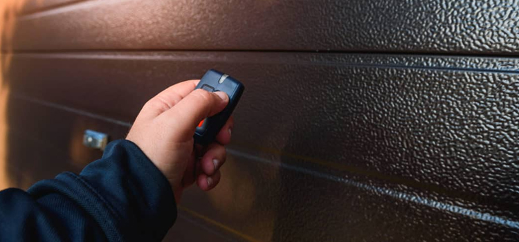 automatic door opener with remote control in Hughson